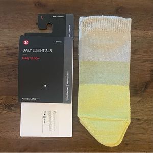 Lululemon Mens Large, Daily Stride Sock, Soft Yellow/ Gray
